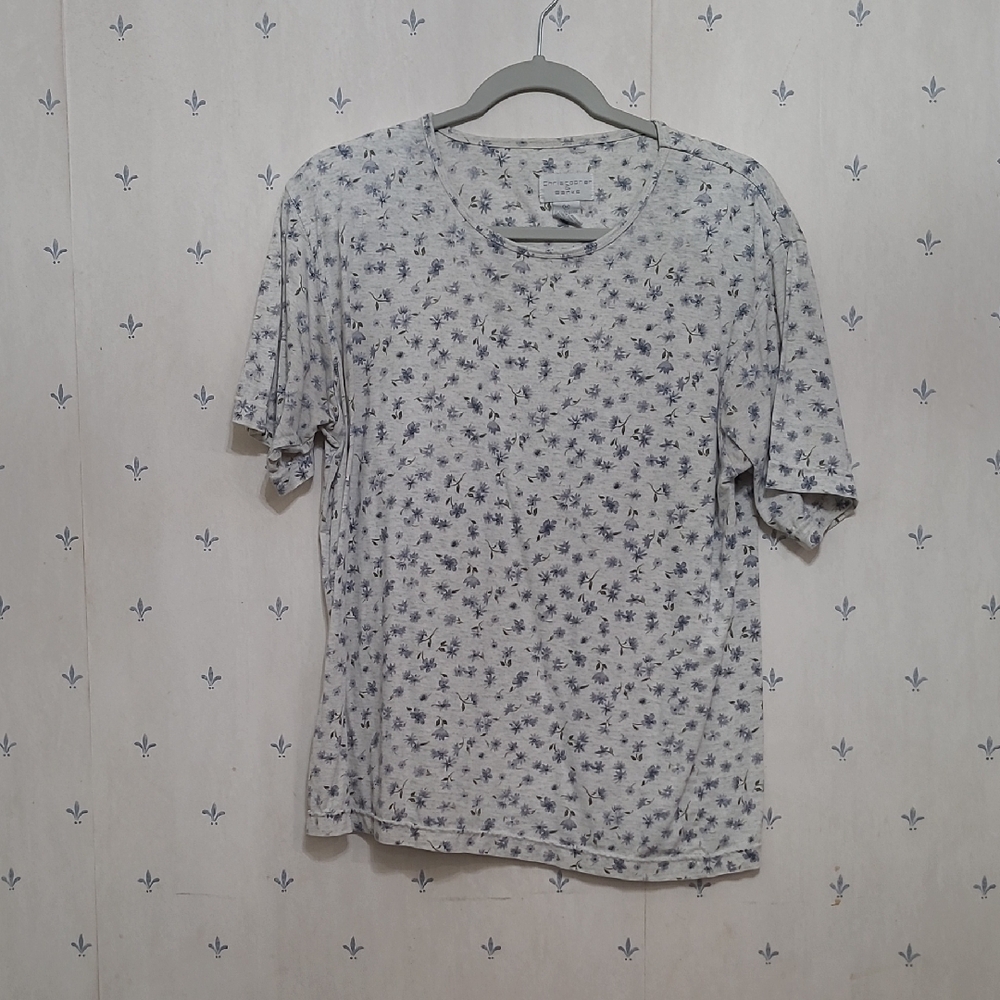 Floral Patterned Gray Shirt